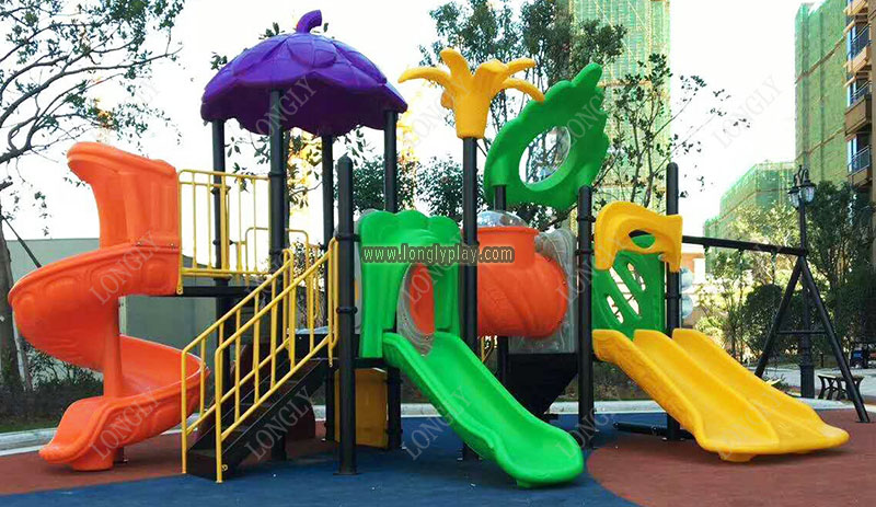 Wielofunkcyjna zjeżdżalnia dla – Kids Outdoor Swing And Slide recenzja i cena
